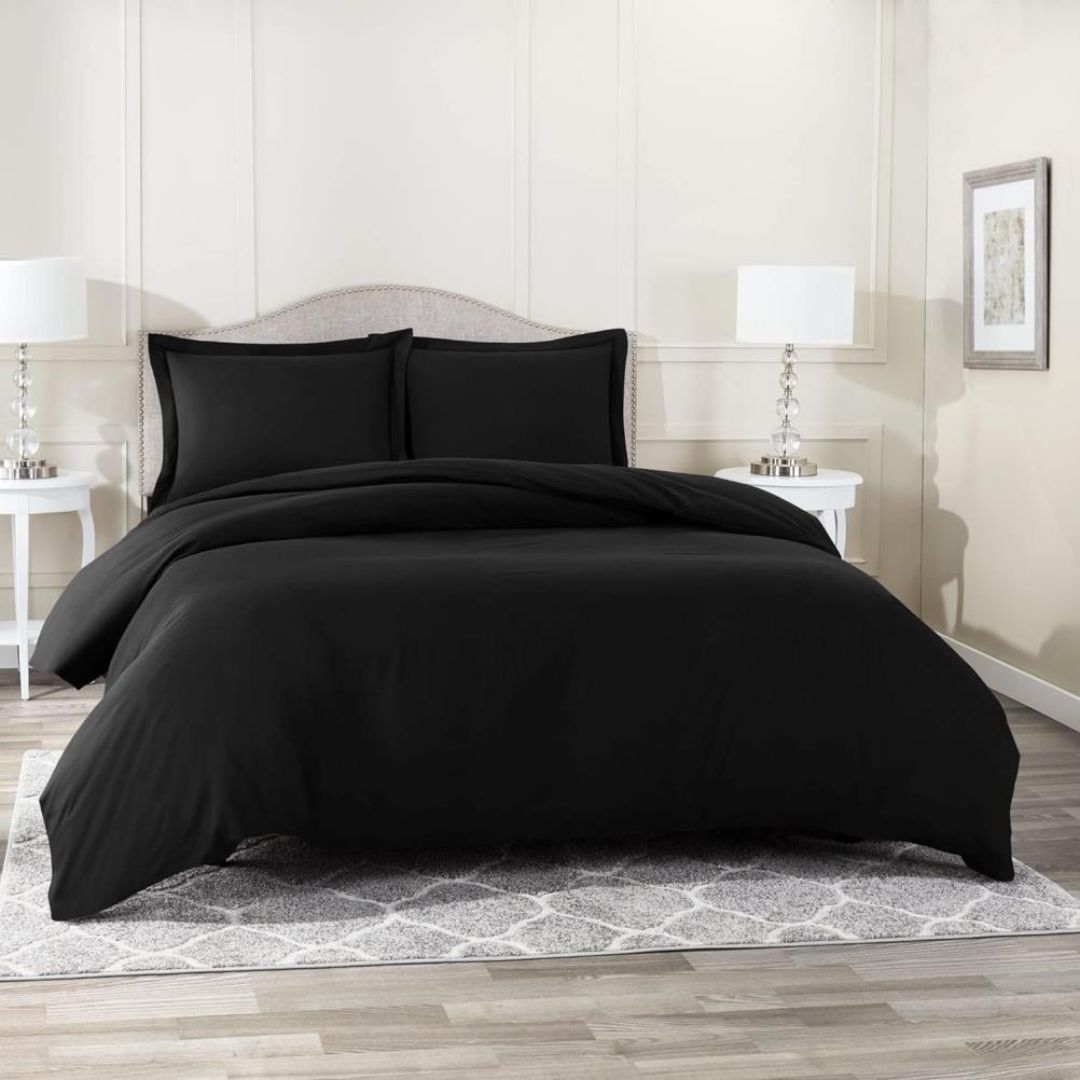 Black Solid Polyester Bedsheet